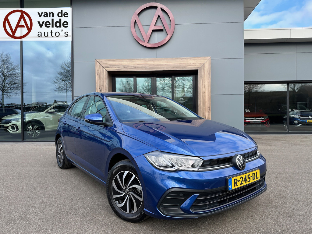 tweedehands Volkswagen Polo 1.0 TSI 95pk DSG Life | Navi | Carplay | Adapt. Cruise | Rijklaar incl. garantie   – beschikbaar bij Van de Velde Auto’s