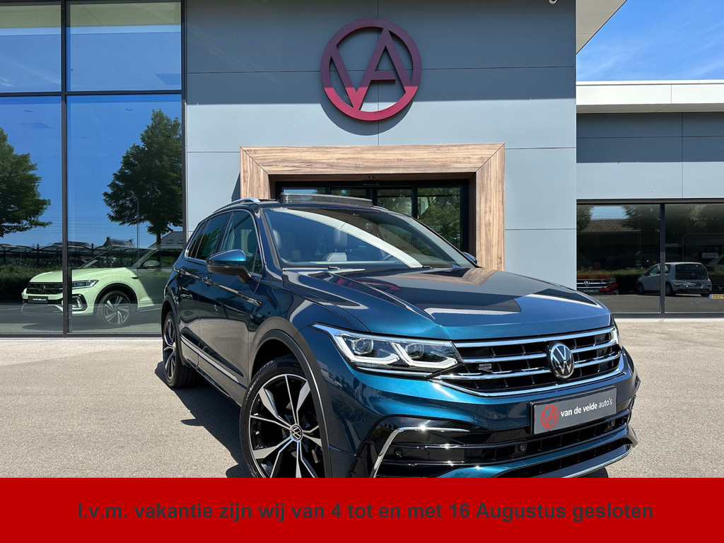 tweedehands Volkswagen Tiguan 1.5 TSI 150pk DSG R-Line | Trekhaak | Panoramadak | Led | Rijklaar incl. 1 jaar Bovag garantie   – beschikbaar bij Van de Velde Auto’s