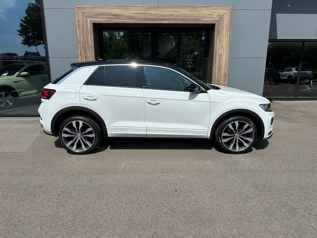 tweedehands Volkswagen T-Roc 1.5 TSI 150pk DSG R-line | 19 inch | Led | Trekhaak | Virtual cockpit | Carplay | Rijklaar incl. 1 jaar Bovag garantie   – beschikbaar bij Van de Velde Auto’s