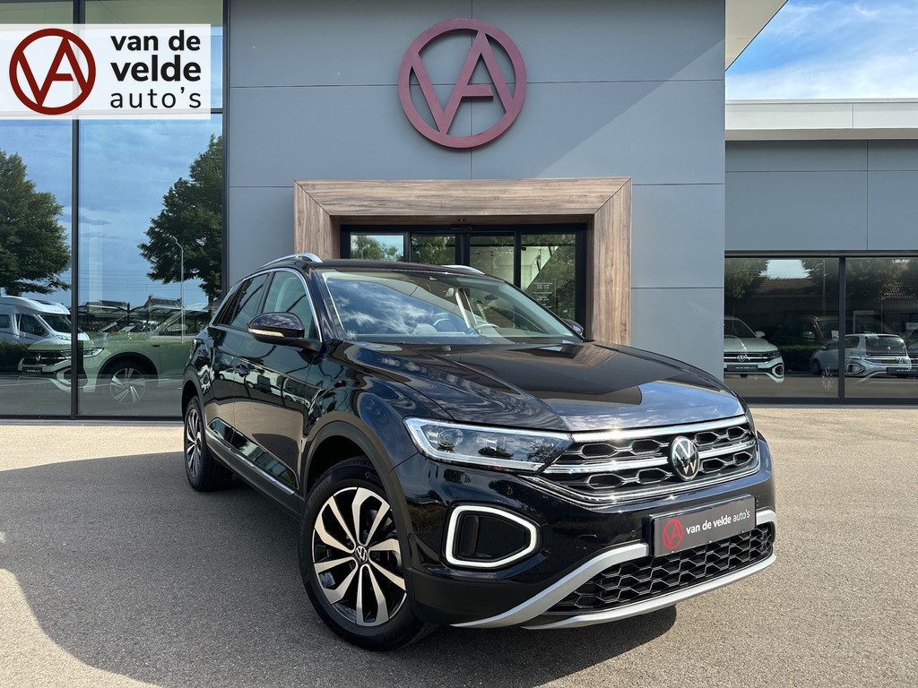 tweedehands Volkswagen T-Roc 1.5 TSI 150pk DSG Style | Dode hoek | Camera | Carplay | Navi | Rijklaar incl. 1 jaar Bovag garantie   – beschikbaar bij Van de Velde Auto’s