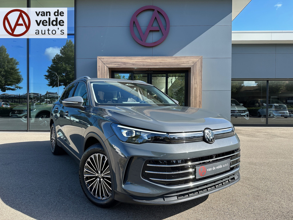 tweedehands Volkswagen Tiguan 1.5 eTSI 150pk Elegance | 360 Camera | Trekhaak | Elek. Achterklep | Dode hoek | Rijklaar incl. garantie   – beschikbaar bij Van de Velde Auto’s