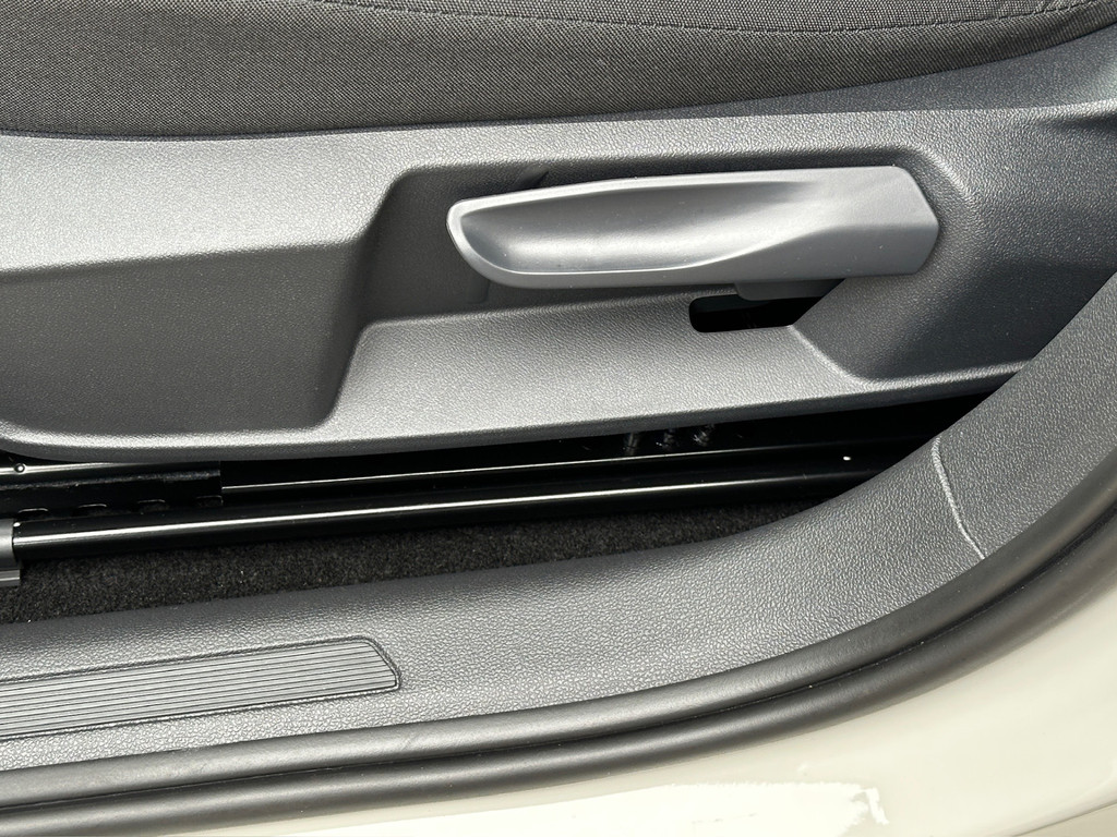 tweedehands Volkswagen Polo 1.0 TSI Life 95pk DSG | Dode hoek | Adapt. Cruise | Led | Rijklaar incl. 1 jaar Bovag garantie   – beschikbaar bij Van de Velde Auto’s