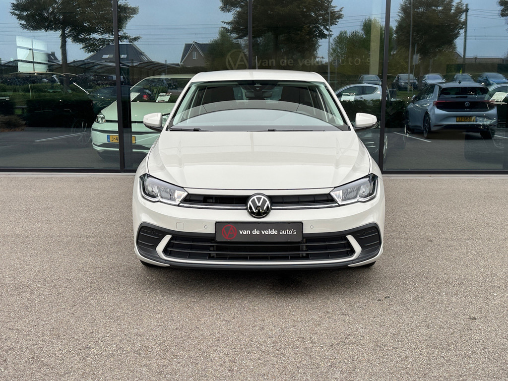 tweedehands Volkswagen Polo 1.0 TSI Life 95pk DSG | Dode hoek | Adapt. Cruise | Led | Rijklaar incl. 1 jaar Bovag garantie   – beschikbaar bij Van de Velde Auto’s
