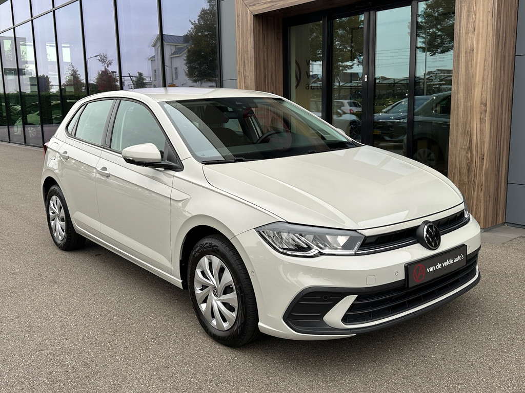 tweedehands Volkswagen Polo 1.0 TSI Life 95pk DSG | Dode hoek | Adapt. Cruise | Led | Rijklaar incl. 1 jaar Bovag garantie   – beschikbaar bij Van de Velde Auto’s