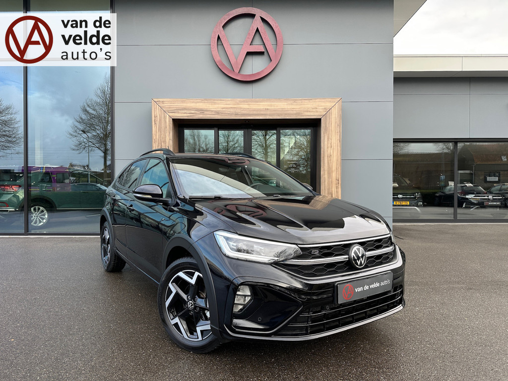 tweedehands Volkswagen Taigo 1.5 TSI 150pk DSG R-Line | Trekhaak | IQ light | Camera | Navi | Virtual | Rijklaar incl. garantie   – beschikbaar bij Van de Velde Auto’s