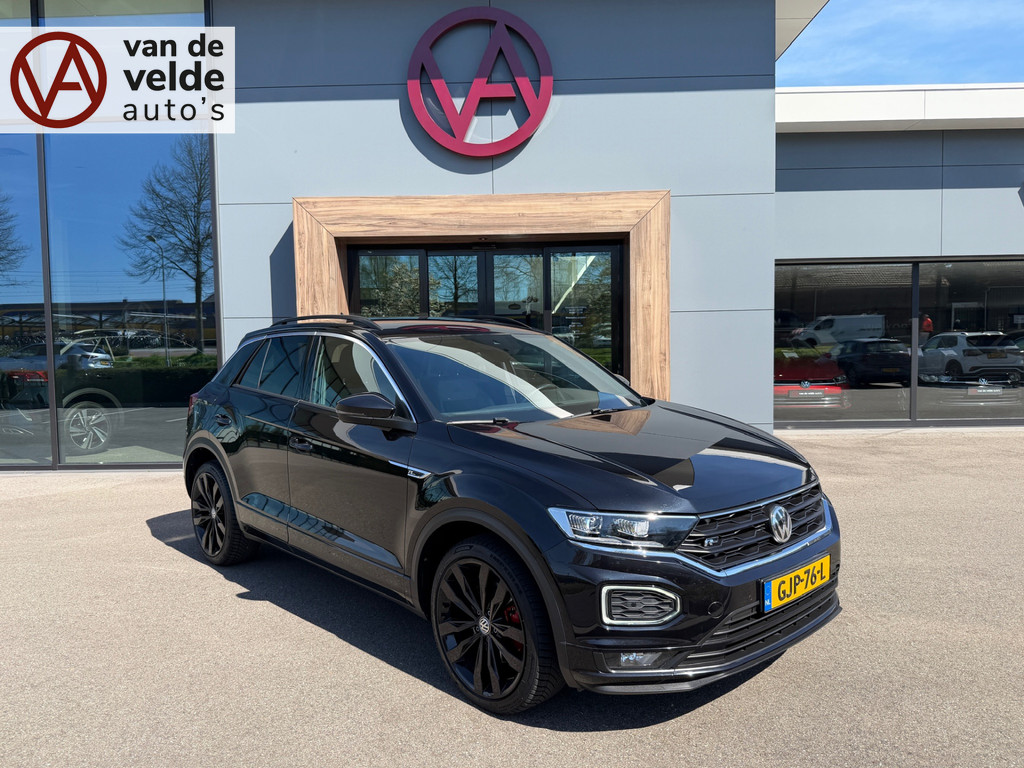 tweedehands Volkswagen T-Roc 1.5 TSI 150pk DSG 2x R-line | Virtual | Camera | Dode hoek | Adapt. Cruise | Led | Elek. achterklep | Rijklaar incl. garantie   – beschikbaar bij Van de Velde Auto’s
