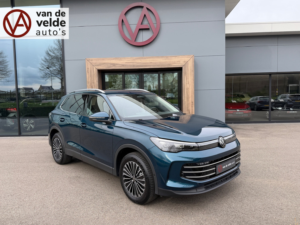 tweedehands Volkswagen Tiguan 1.5 eHybrid Elegance 204pk | Trekhaak | Dode hoek | Elek. klep | incl. verlengde garantie   – beschikbaar bij Van de Velde Auto’s