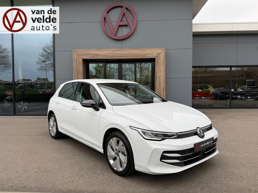tweedehands Volkswagen Golf 1.5 eHybrid GOAL | Camera | Head-Up | Dode hoek | Carplay | Rijklaar incl. garantie   – beschikbaar bij Van de Velde Auto’s