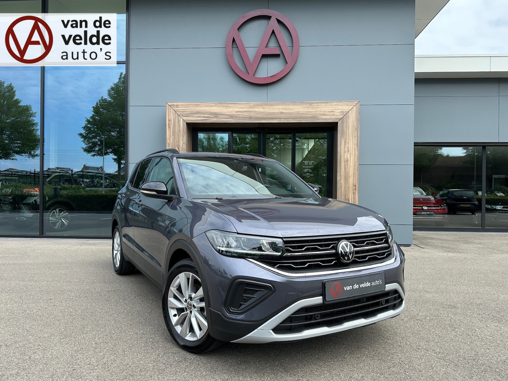 tweedehands Volkswagen T-Cross 1.0 TSI 115pk DSG GOAL EDITION | Trekhaak | 4-Season | Stoelverwarming | Dode hoek | Navi | Rijklaar incl. garantie   – beschikbaar bij Van de Velde Auto’s