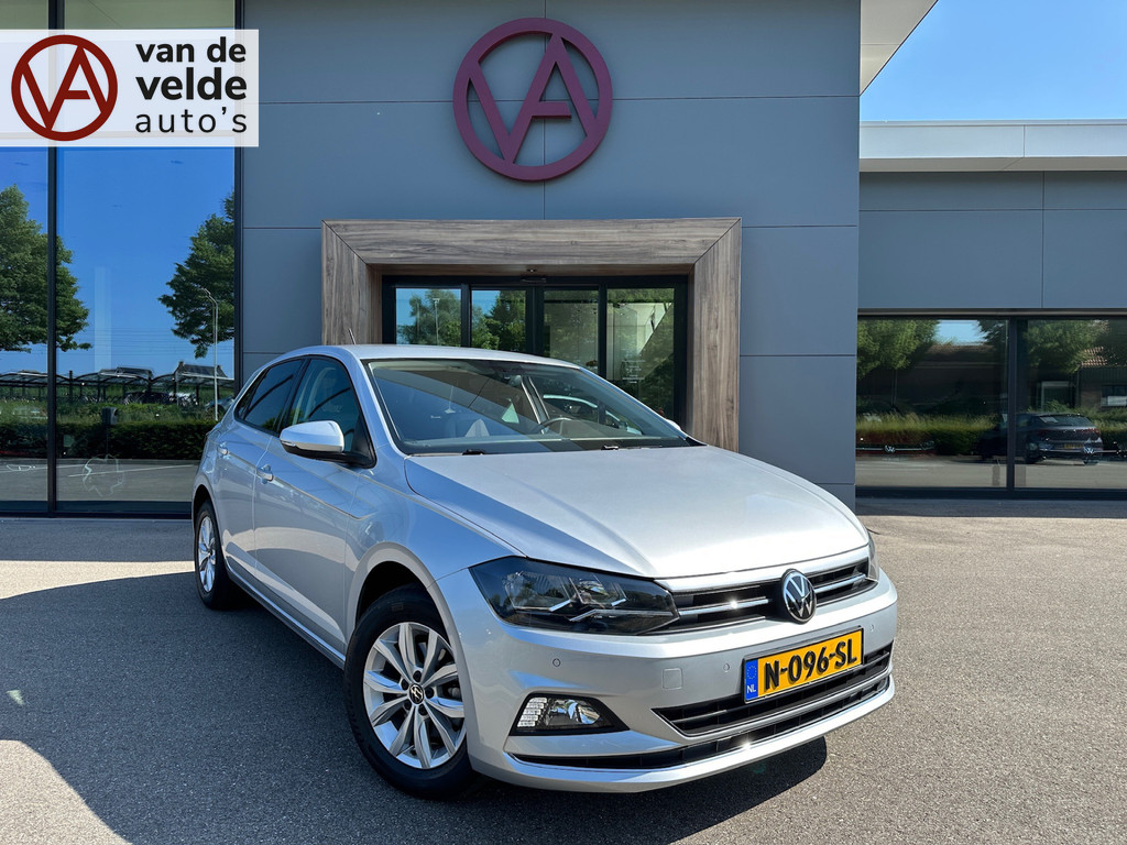 tweedehands Volkswagen Polo 1.0 TSI 110pk DSG Highline | Adap. Cruise | Climate | Stoelverwarming | Carplay | Rijklaar incl. 1 jaar Bovag garantie   – beschikbaar bij Van de Velde Auto’s