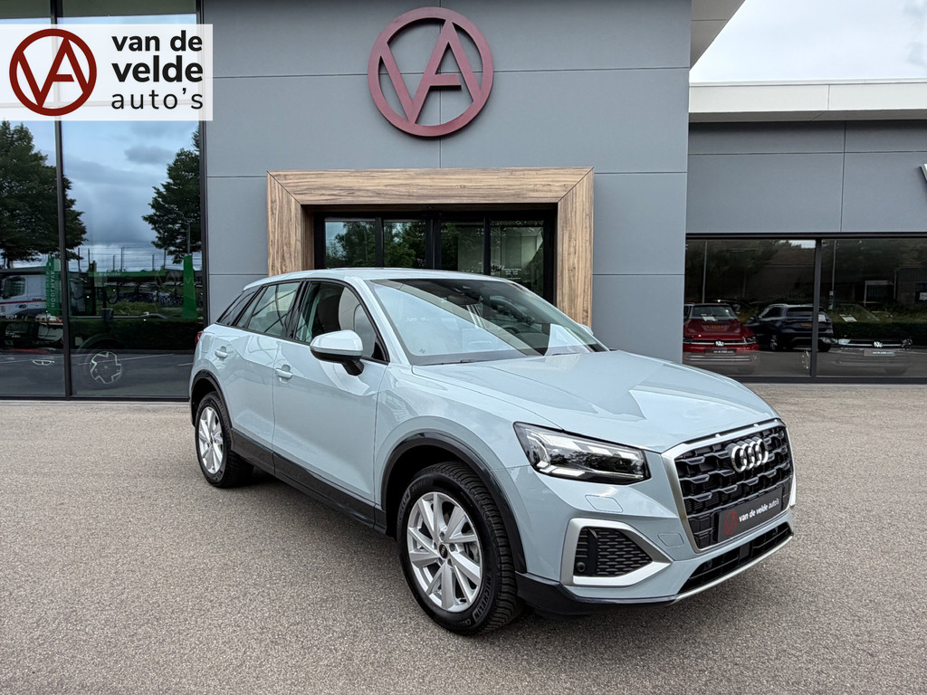tweedehands Audi Q2 35 TFSI 150pk S-tronic Advanced | Virtual | Camera | Keyless | Elek. Achterklep | Carplay | Stoelverwarming | Rijklaar incl. gar   – beschikbaar bij Van de Velde Auto’s