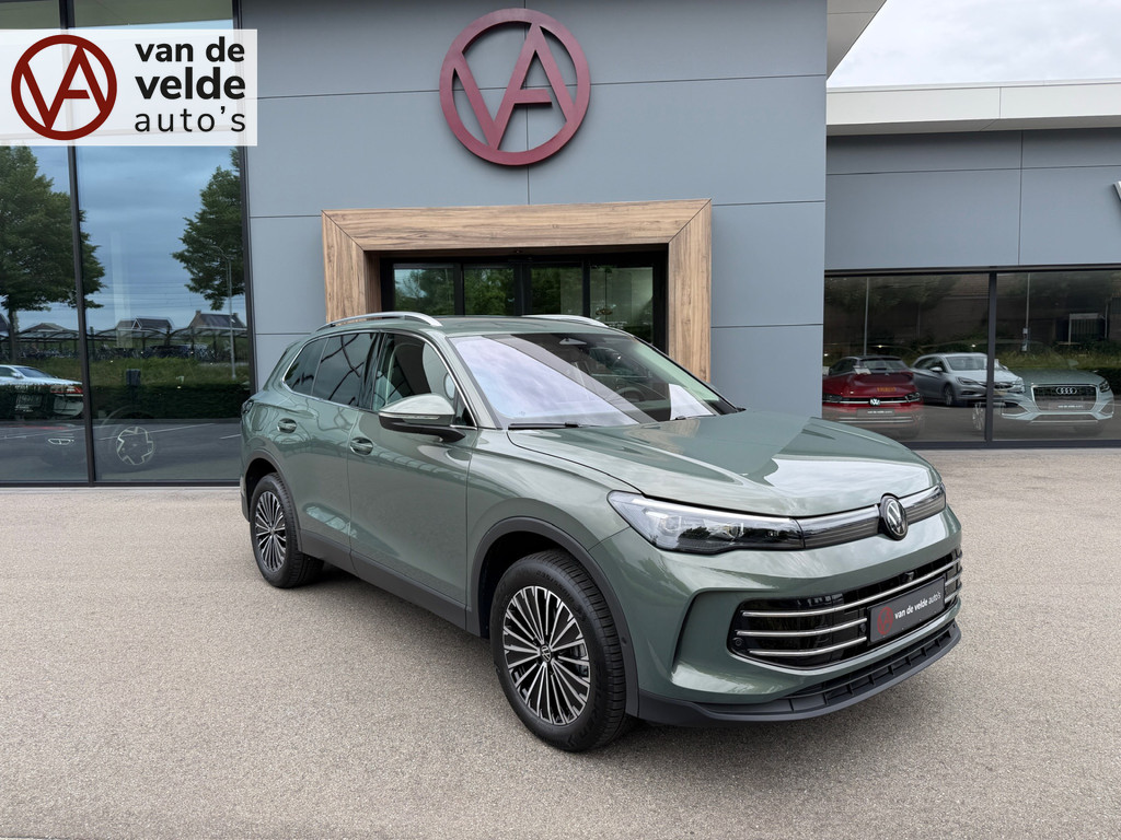 tweedehands Volkswagen Tiguan 1.5 eHybrid Elegance 204pk | Trekhaak | 360 Camera | All-season | Dode hoek | Elek. klep | incl. verlengde garantie   – beschikbaar bij Van de Velde Auto’s