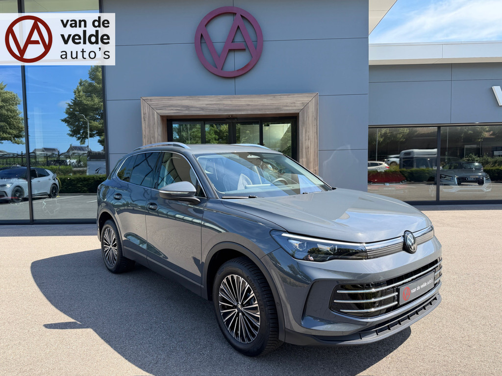 tweedehands Volkswagen Tiguan 1.5 eHybrid Elegance 204pk | Trekhaak | All-season | Dode hoek | Elek. klep | incl. verlengde garantie   – beschikbaar bij Van de Velde Auto’s