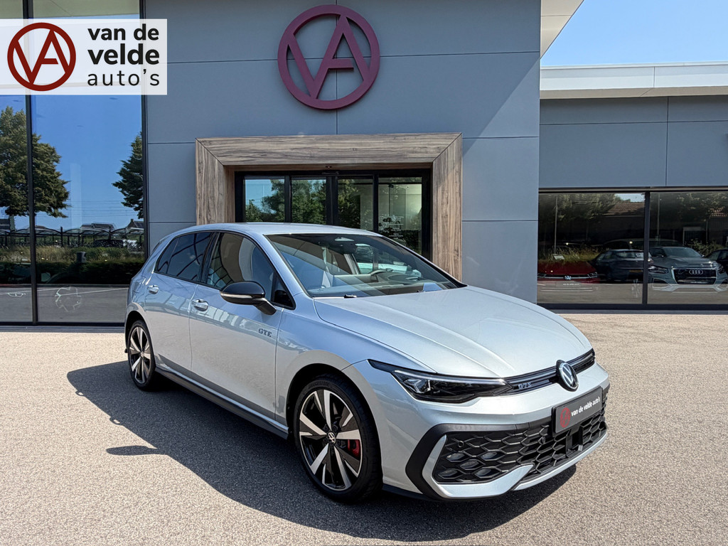 tweedehands Volkswagen Golf 1.5 272pk eHybrid GTE | Trekhaak | Led mistlampen | Head up | IQ light | Rijklaar incl. garantie   – beschikbaar bij Van de Velde Auto’s