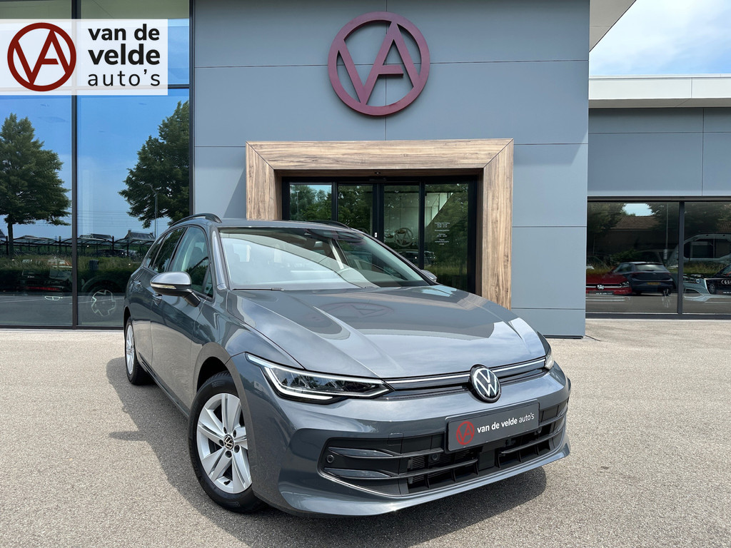 tweedehands Volkswagen Golf Variant 1.5 eTSI DSG Life | Trekhaak | Navi | Adap. Cruise | 4-season | Rijklaar incl. garantie   – beschikbaar bij Van de Velde Auto’s