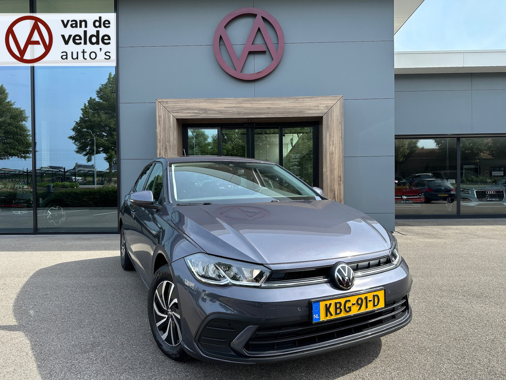 tweedehands Volkswagen Polo 1.0 TSI Life 95pk | Carplay | Navi | Parkeersensoren | Lichtmetalen velgen | Rijklaar incl. garantie   – beschikbaar bij Van de Velde Auto’s