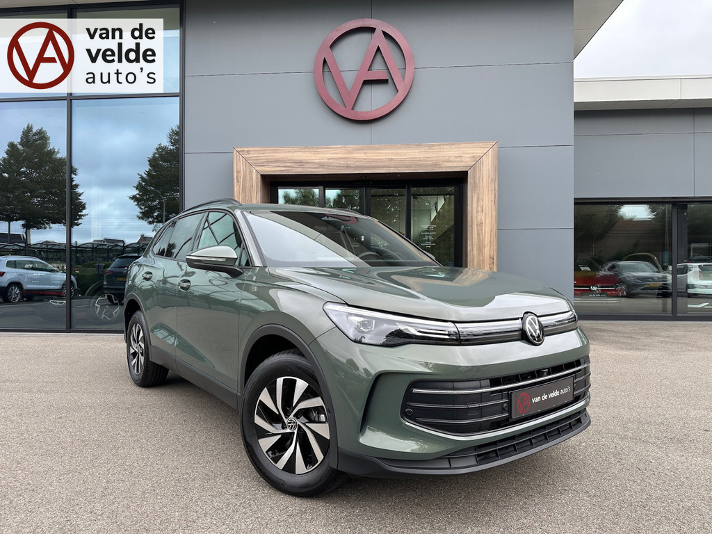 tweedehands Volkswagen Tiguan 1.5 eHybrid 204pk Life | Trekhaak | 360 Camera | Navigatie | Carplay | Adaptieve Cruise | Rijklaar incl. verlengde garantie   – beschikbaar bij Van de Velde Auto’s
