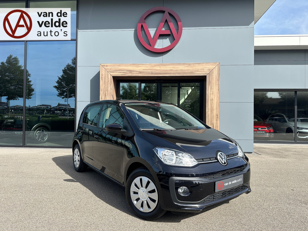 tweedehands Volkswagen up! 1.0 65pk Move Up! Cruise | Stoelverwarming | Camera | 4-season | Mistlampen | Bluetooth | Rijklaar incl. 1 jaar Bovag garantie   – beschikbaar bij Van de Velde Auto’s